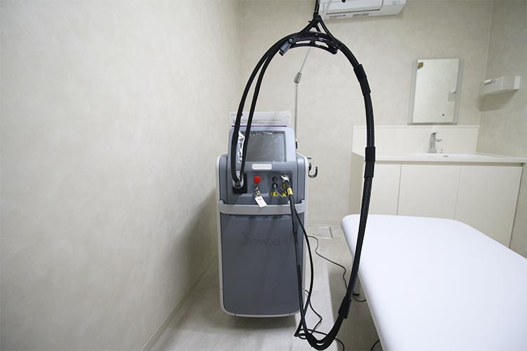 レーザーフェイシャル